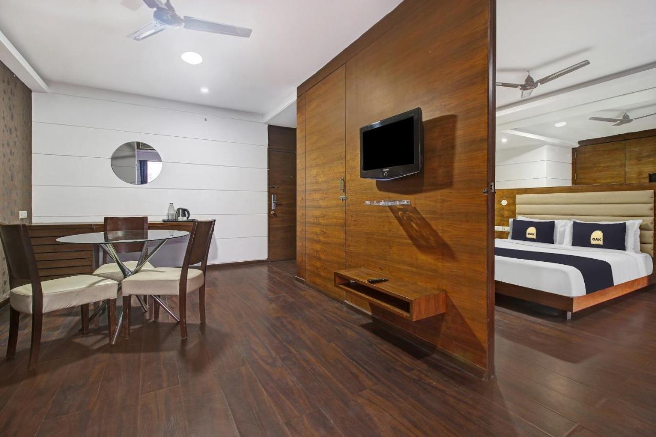 Townhouse Oak The Margi Hotel Near Yosufguda Metro Station Хидерабад Екстериор снимка