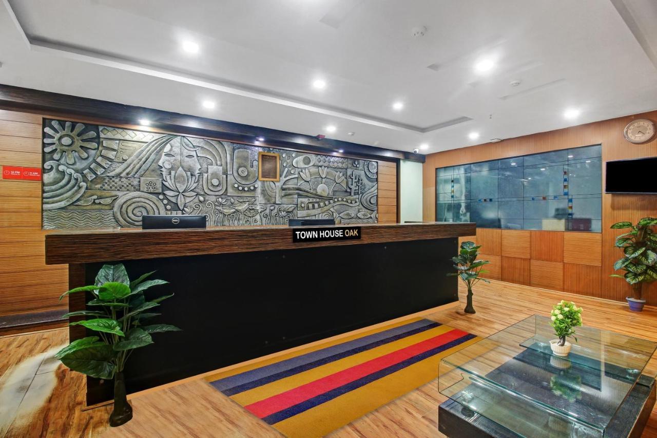 Townhouse Oak The Margi Hotel Near Yosufguda Metro Station Хидерабад Екстериор снимка