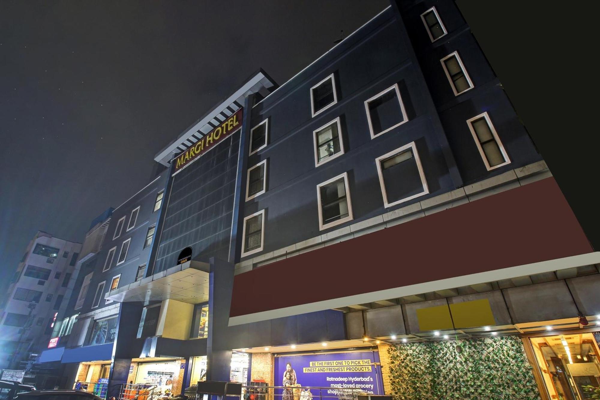 Townhouse Oak The Margi Hotel Near Yosufguda Metro Station Хидерабад Екстериор снимка