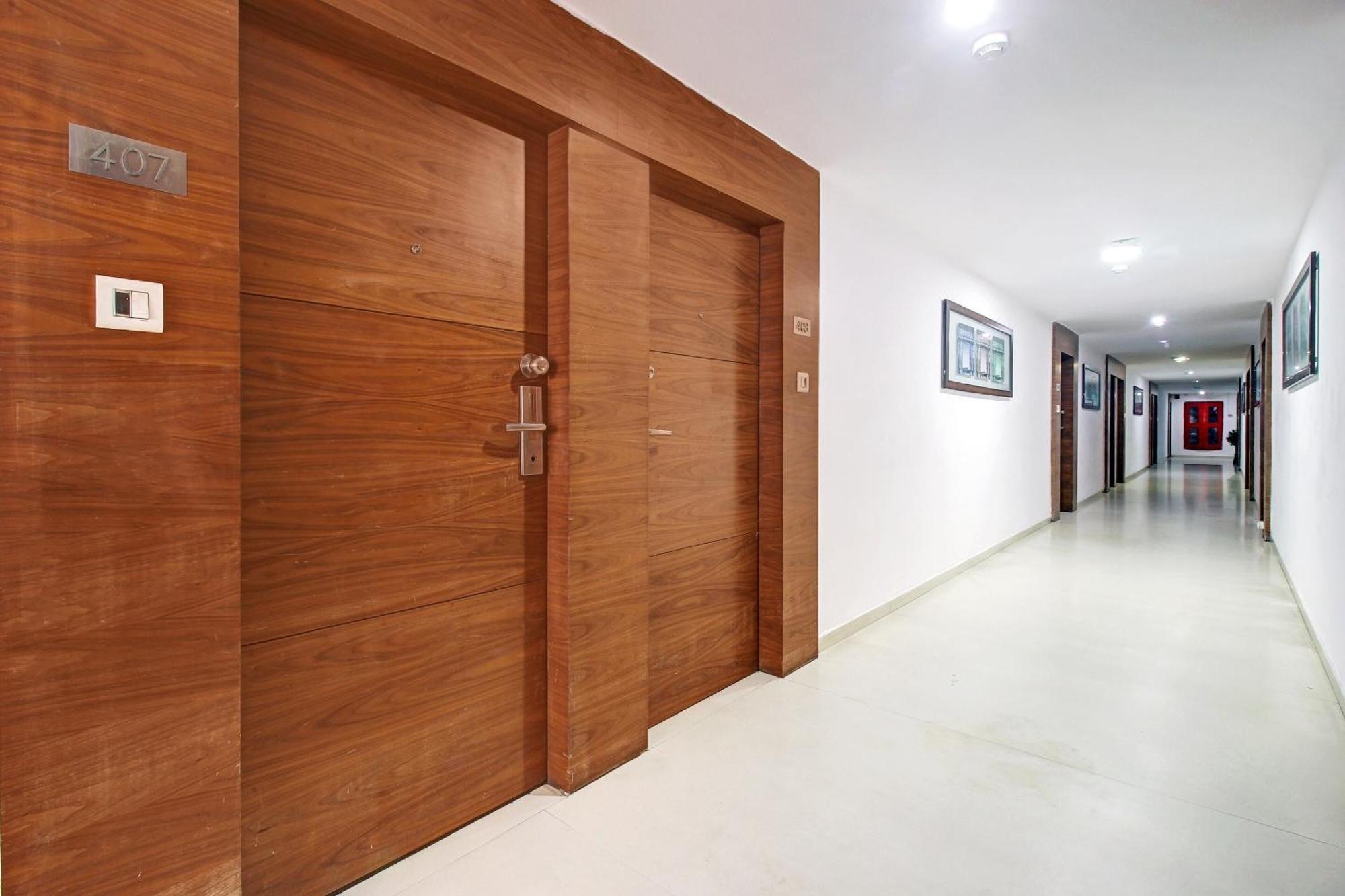 Townhouse Oak The Margi Hotel Near Yosufguda Metro Station Хидерабад Екстериор снимка